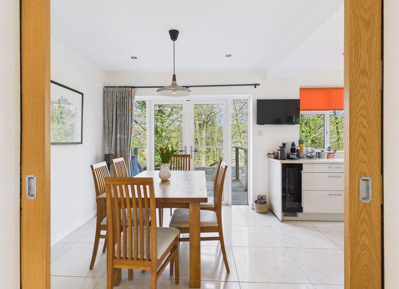 Kitchen diner