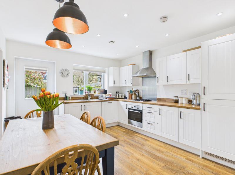 Kitchen diner