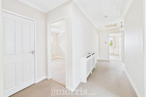 undefined, Parc Y Delyn, Parcllyn, Aberporth.