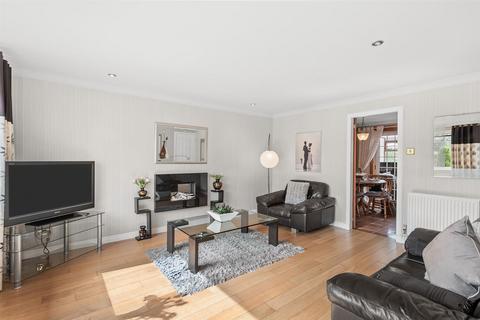 3 bedroom semi-detached house for sale, Queens Drive, Dunipace FK6