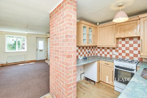 2 bedroom townhouse to rent, Eggesford Road, Stenson Fields