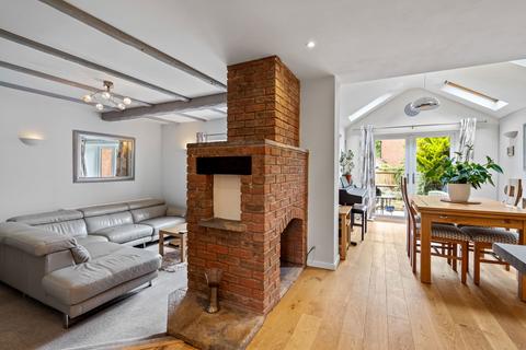 7 Stonecroft Close, Bishops Cleeve, Cheltenham, GL52 8SW
