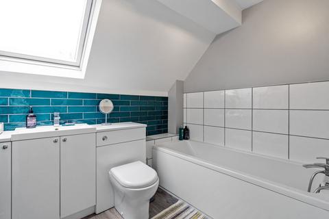 7 Stonecroft Close, Bishops Cleeve, Cheltenham, GL52 8SW