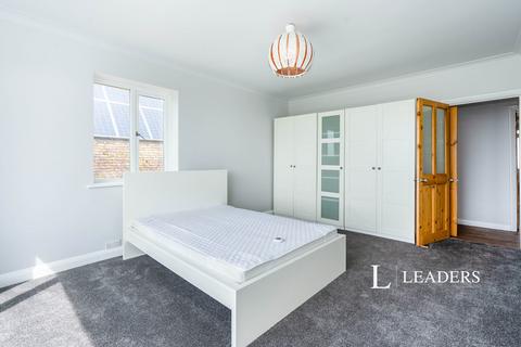 2 bedroom apartment to rent, Longhill Road, Ovingdean