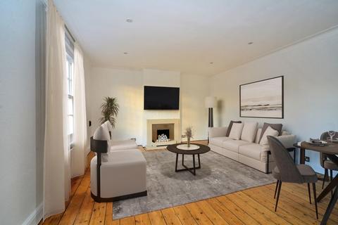 undefined, Hampton Court Way, Thames Ditton, KT7
