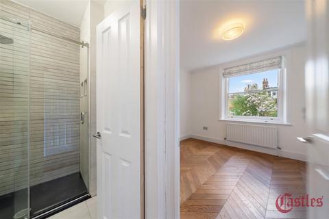 undefined, Milton Road, N8