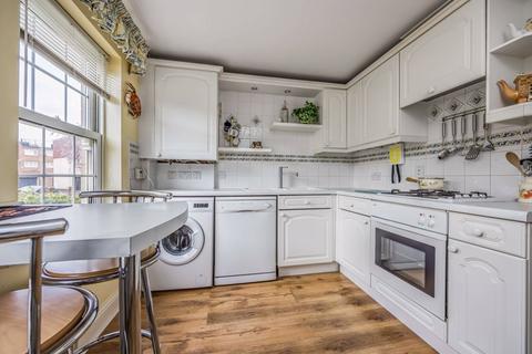 2 bedroom flat for sale, Mountjoy Court, Old Portsmouth