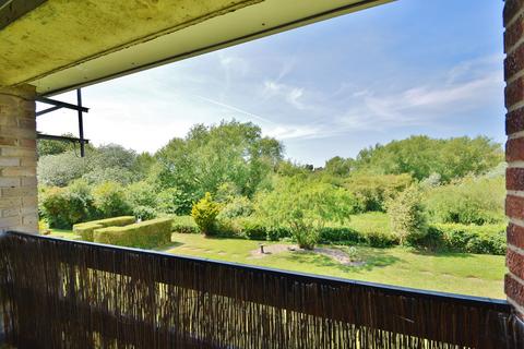 2 bedroom flat for sale, Coombe Hill Crescent, Thame