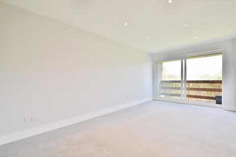 undefined, Coombe Hill Crescent, Thame