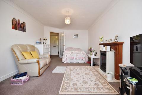 1 bedroom retirement property for sale, St. Fagans Road, Cardiff CF5