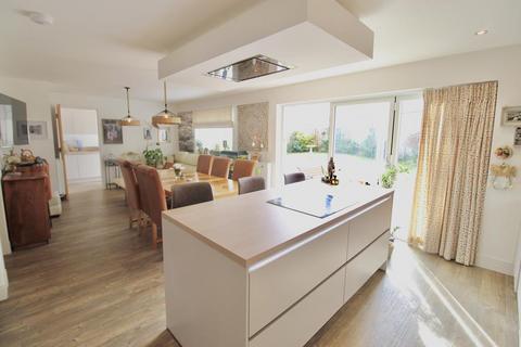5 bedroom detached house to rent, Milltimber Gardens South, Milltimber, AB13