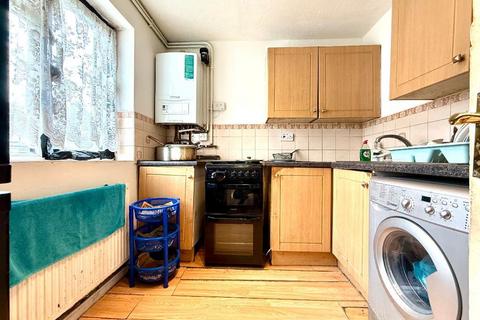 undefined, Holland Court, Biscot Road, Luton, Bedfordshire, LU3 1AP