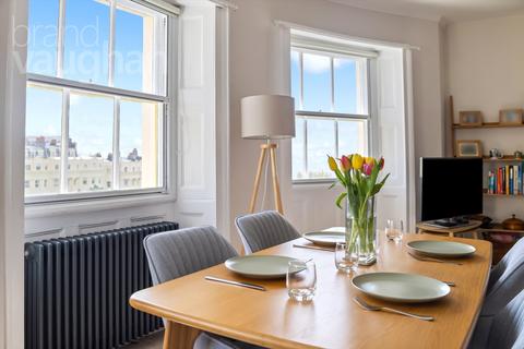 2 bedroom flat for sale, Brunswick Square, Hove, East Sussex, BN3