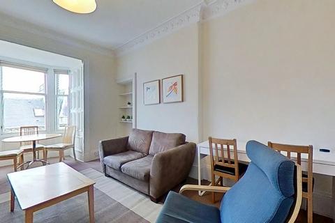 3 bedroom flat to rent, Murray Place, Stirling, FK8
