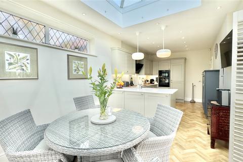 16 Barker Lane, Wirral, CH49 3NX