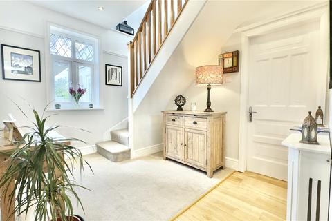 16 Barker Lane, Wirral, CH49 3NX