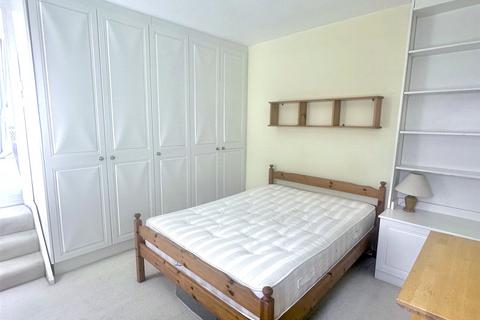 undefined, Front First 36 Clarendon Drive, London, SW15