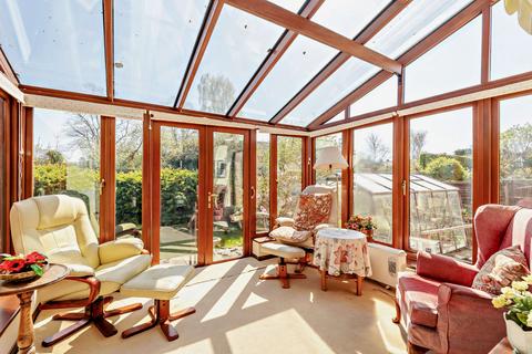 4 bedroom semi-detached house for sale, The Armoury, Shrewsbury, Shropshire