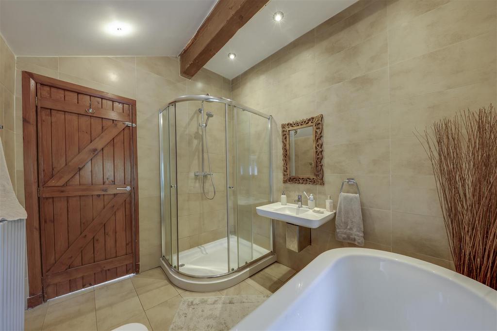 Family Bathroom Alt
