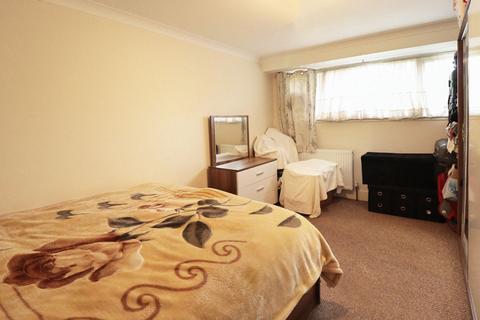 86 Stokefelde, Pitsea, Basildon, SS13 1NJ