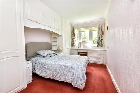 2 bedroom apartment for sale, The Manor, 10 Ladywood Road, Oakwood, Leeds