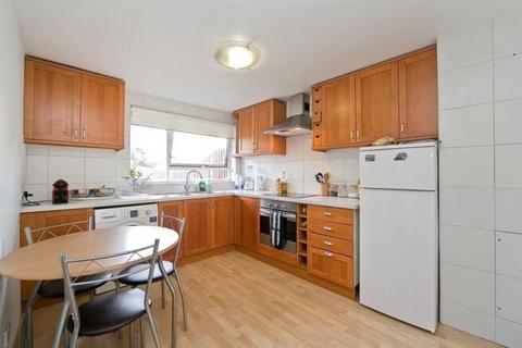 2 bedroom maisonette for sale, Camden Road, Camden, NW1
