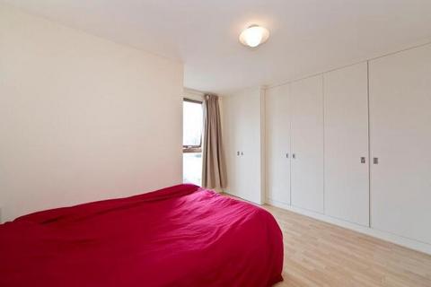 2 bedroom maisonette for sale, Camden Road, Camden, NW1