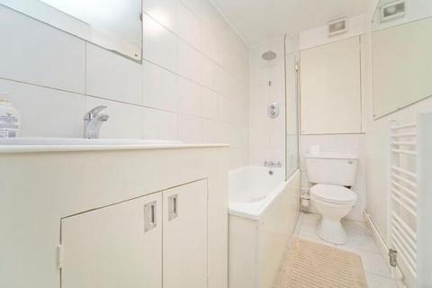 2 bedroom maisonette for sale, Camden Road, Camden, NW1