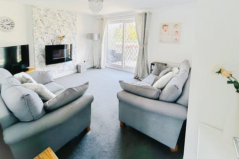 4 bedroom detached house for sale, Cranleigh Road, Mastin Moor S43
