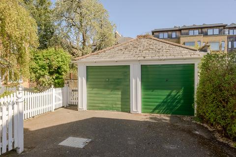 22b Cecil Road, London, SW19 1JT