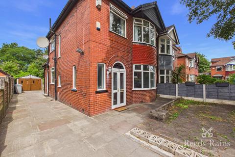 3 bedroom semi-detached house to rent, Hapton Avenue, Manchester M32