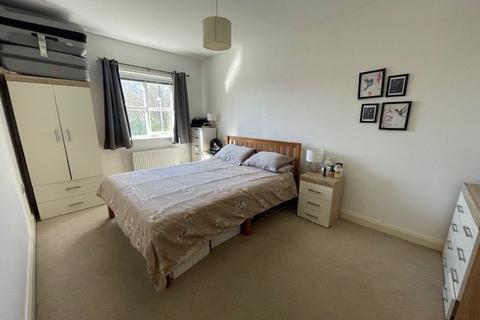 2 bedroom apartment for sale, Lawnhurst Avenue, Greater Manchester M23