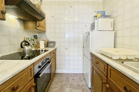 1 bedroom retirement property for sale, St. Helens Crescent, East Sussex TN34
