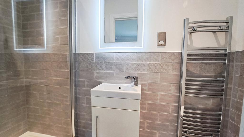 En Suite 2