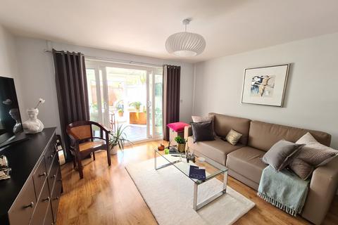 4 Cae Mawr, Wrexham, LL11 3DH