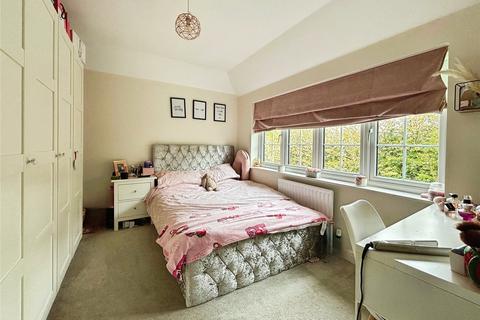 43 Bramling Way, Rainham, Gillingham, ME8 8FF