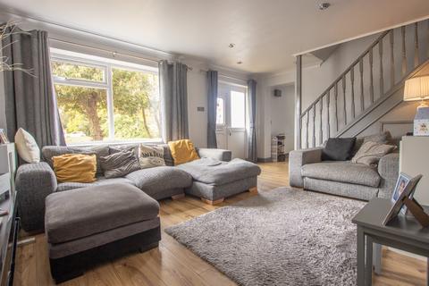 4 bedroom semi-detached house for sale, College Drive, Heacham