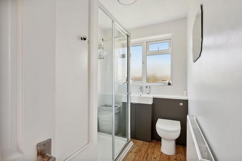 37 Millside, Carshalton, SM5 2BQ