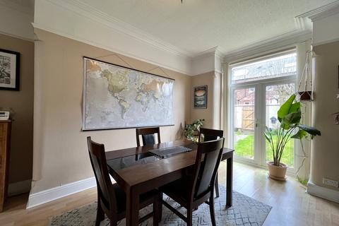 7 Carlton Range, Manchester, M18 7LS