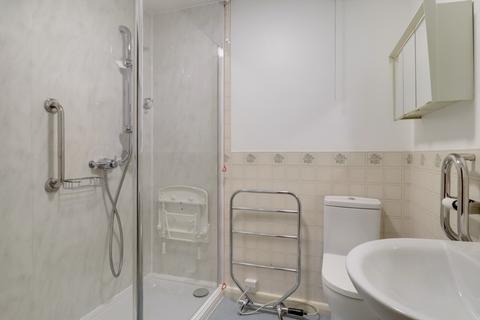 2 bedroom terraced bungalow for sale, 48 Darfield Road, Guildford