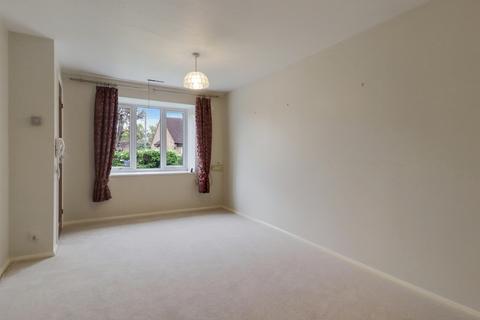 2 bedroom terraced bungalow for sale, 48 Darfield Road, Guildford
