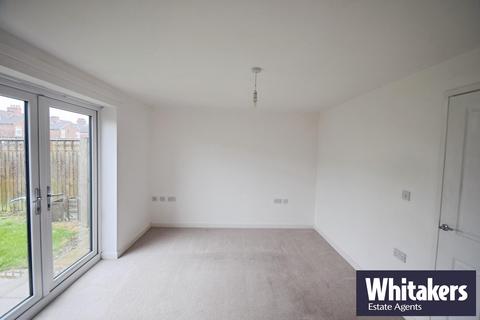 3 bedroom terraced house to rent, Parkfield Drive, Hull