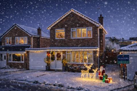3 bedroom detached house for sale, Silverdale Grange, Guiseley, Leeds