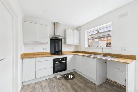 2 bedroom terraced house to rent, 7 Datchet Garth, HU4 7EP
