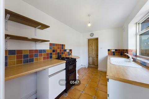 2 bedroom terraced house to rent, 4 Chatham Street, HU3 6PP