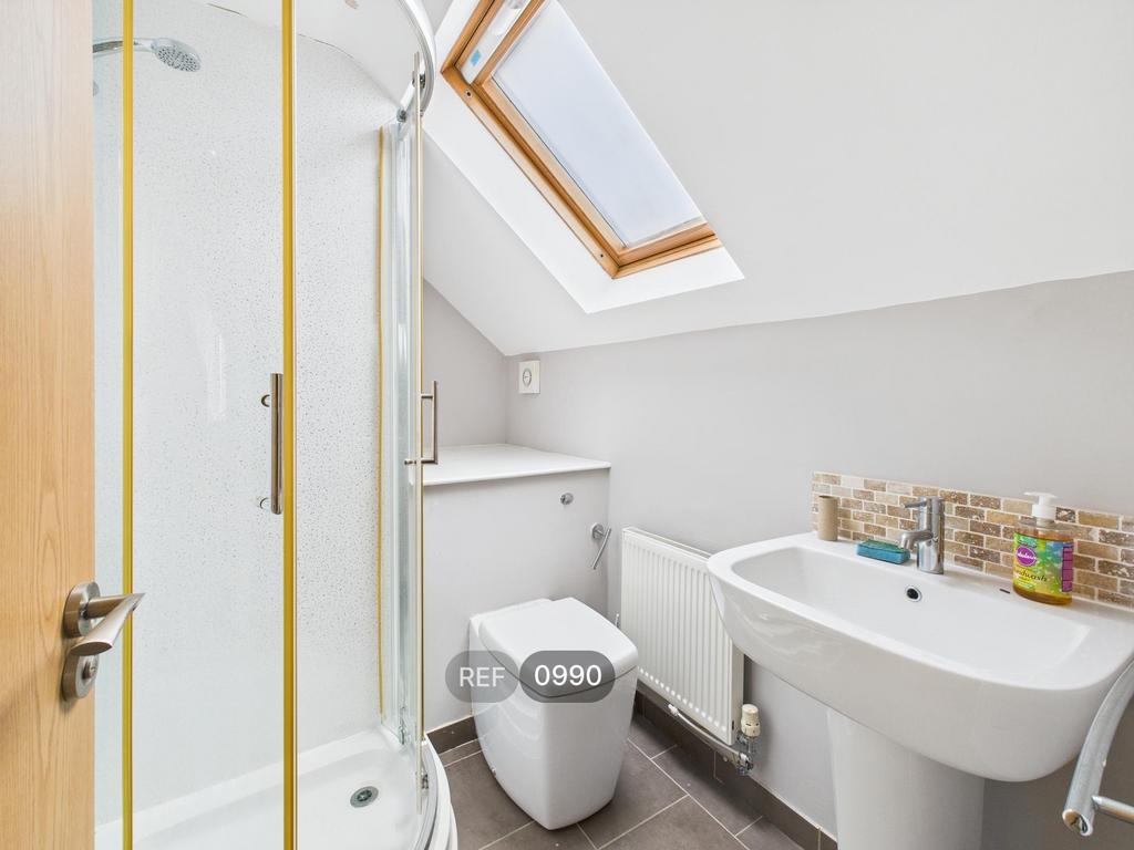En-suite 1