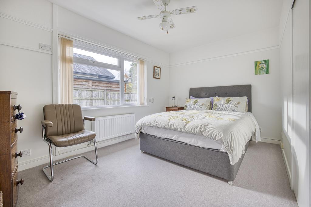 Primrose Corner, Street-20