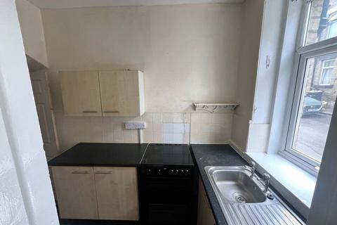 2 bedroom terraced house for sale, Saxon Street, Halifax, HX1