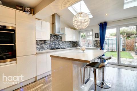 19 Nelson Close, Biggin Hill, Westerham, TN16 3LS
