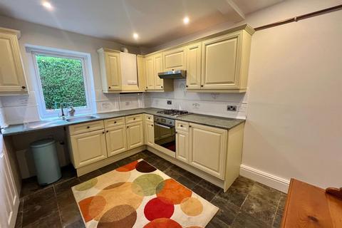 3 bedroom end of terrace house for sale, Granny Hill Terrace, Halifax